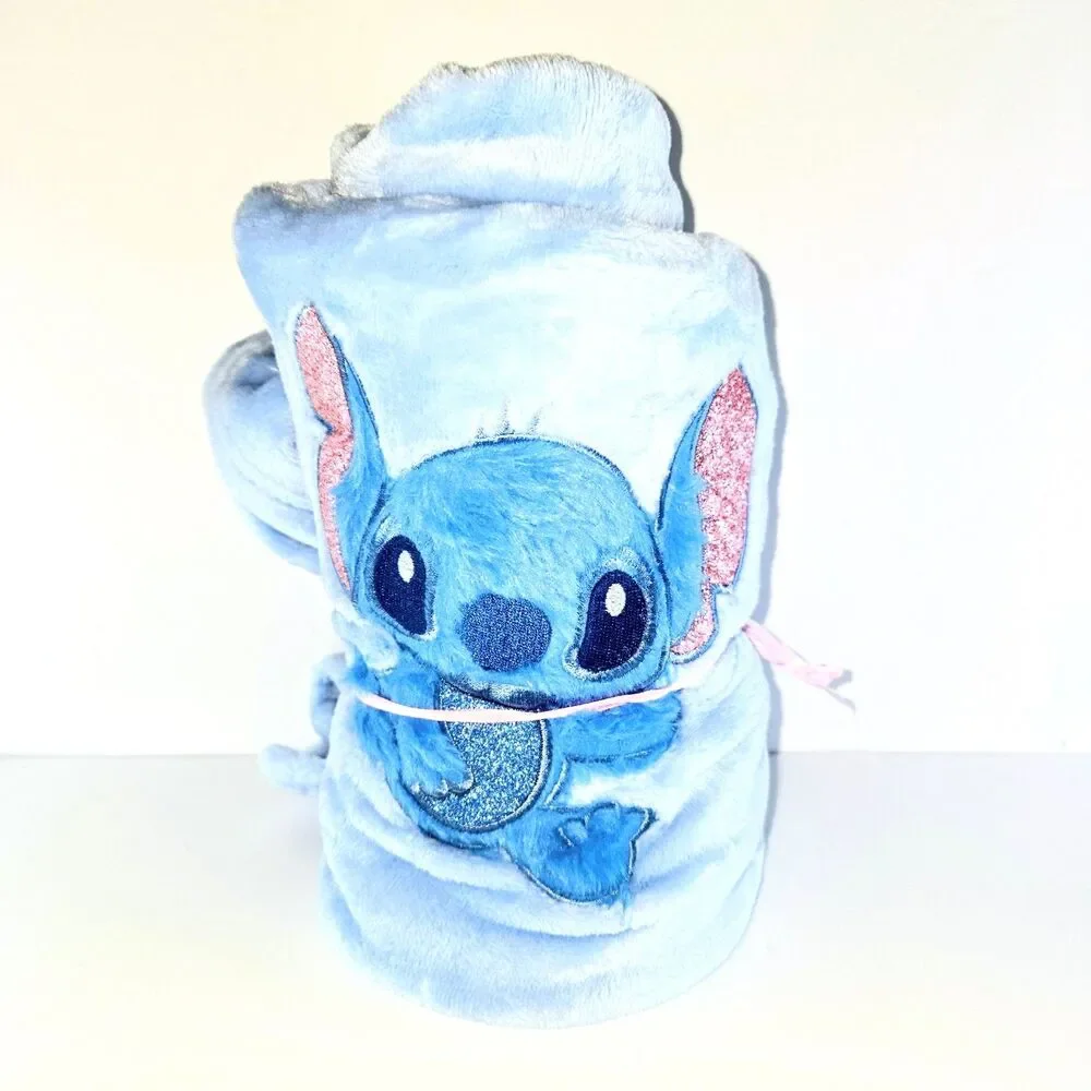 BLUEY THROW BLANKET Blue Velvet Soft 35x35 Inches Warm Fuzzy NEW